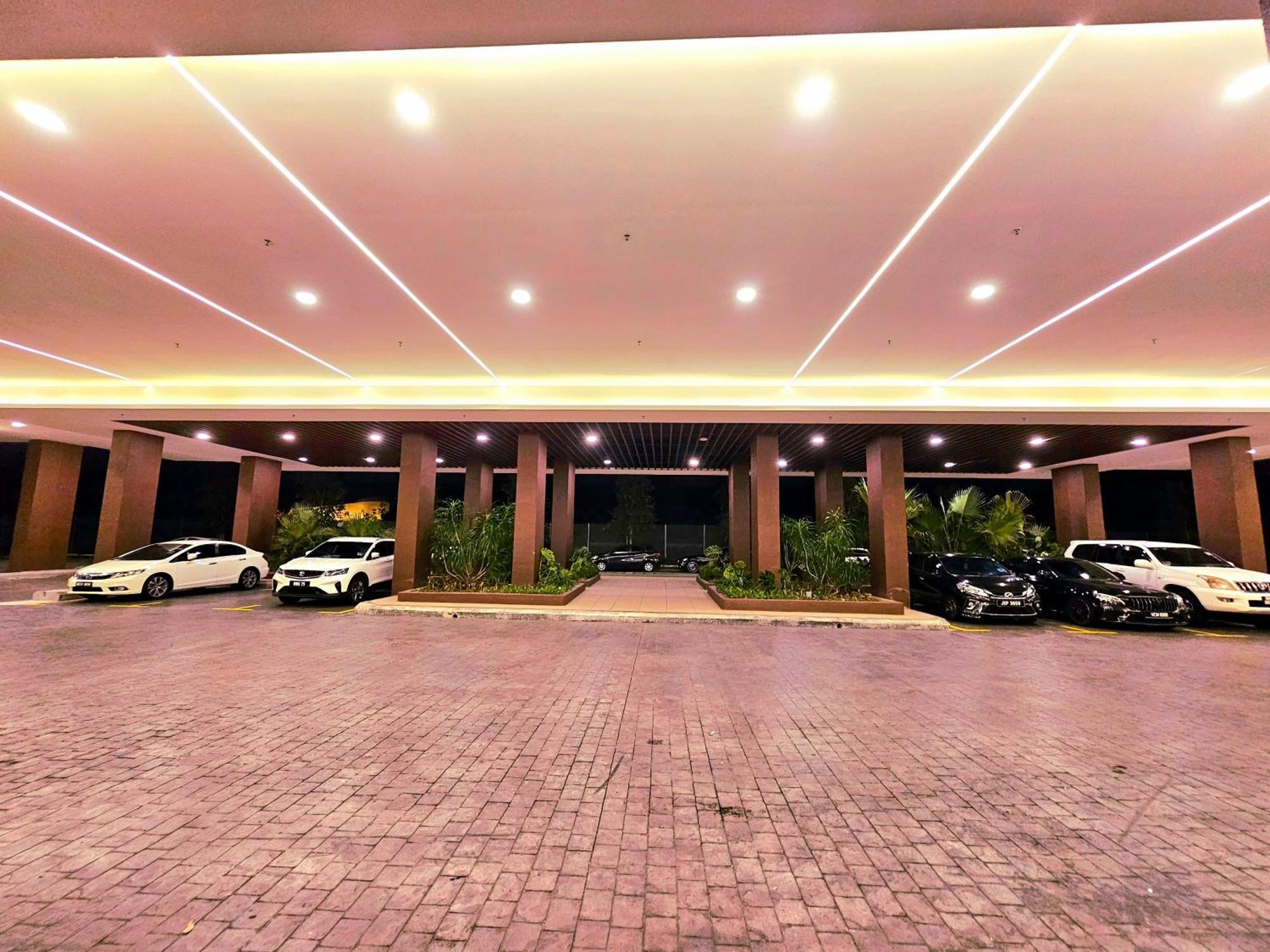Bali Residence Waterpark Executive Suites Melaka By Ggm Exterior foto
