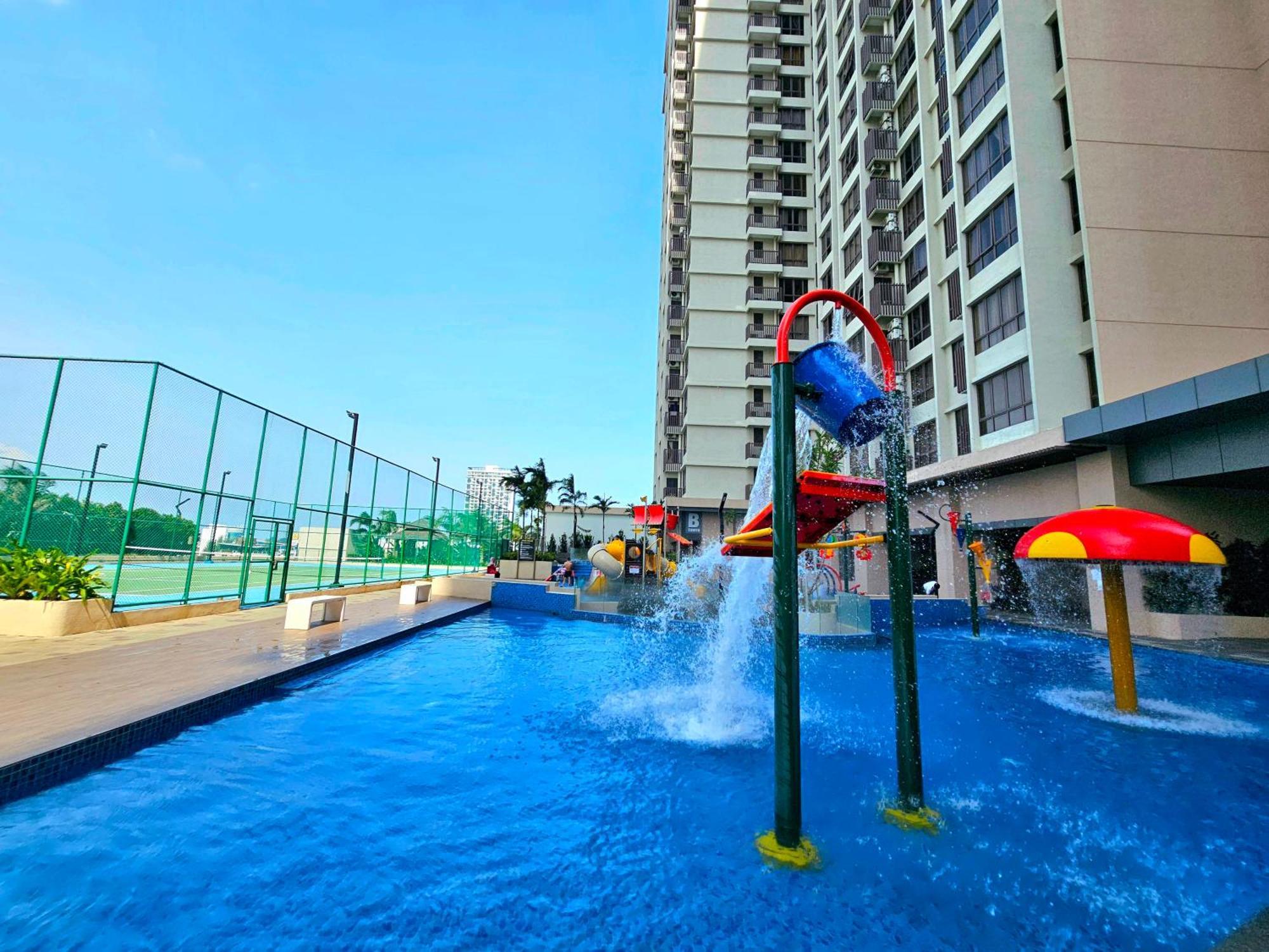 Bali Residence Waterpark Executive Suites Melaka By Ggm Exterior foto